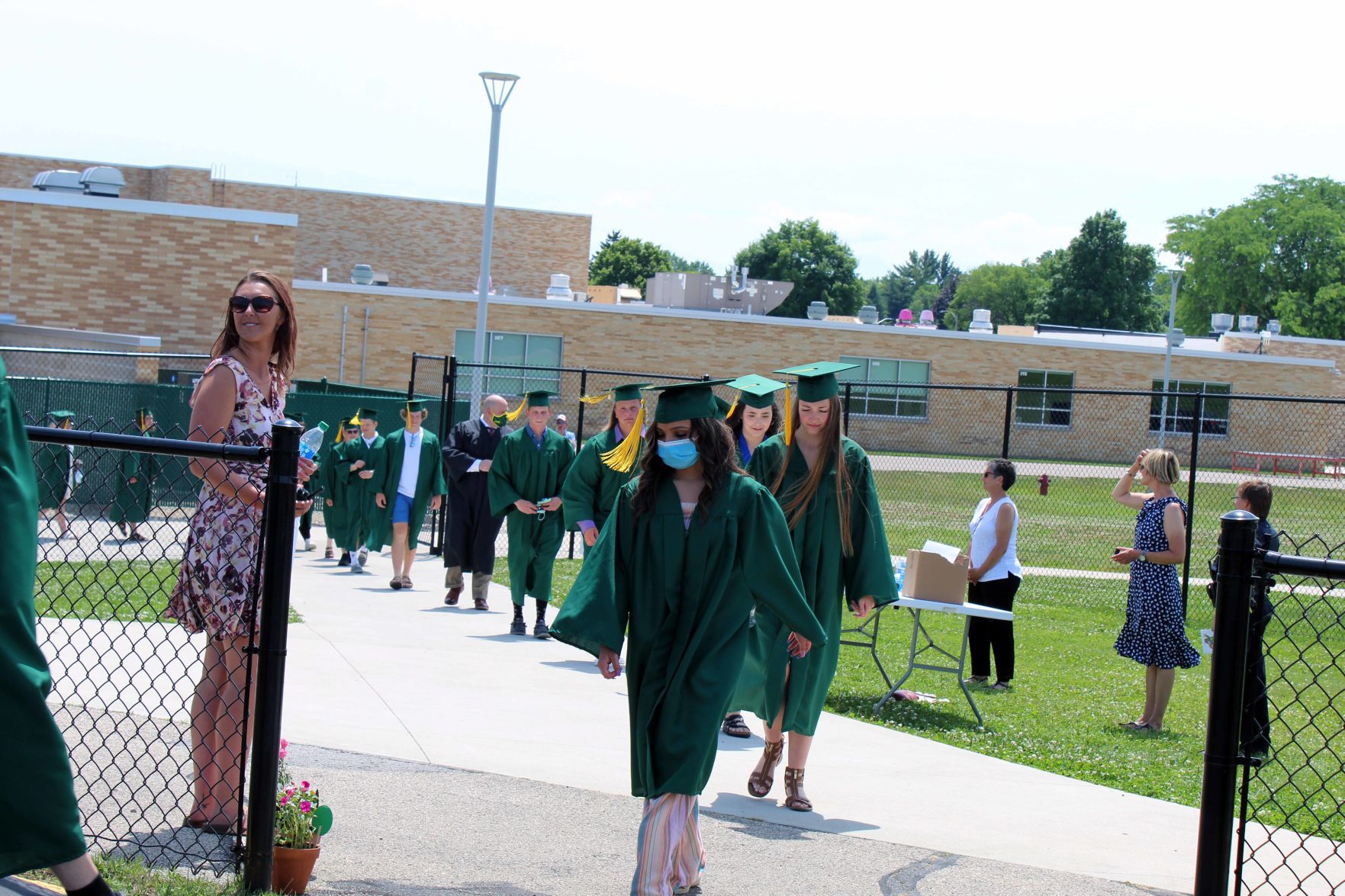 062920- ctzn=news=bdhs029.jpg